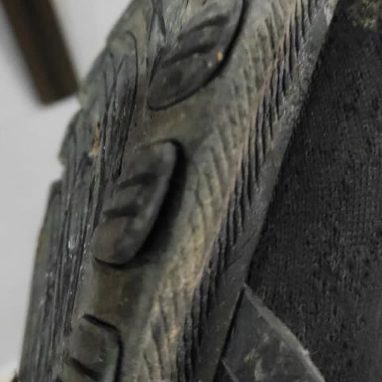 Asics Gel-kayano 29 Alt Taban Açılması Sorunu.