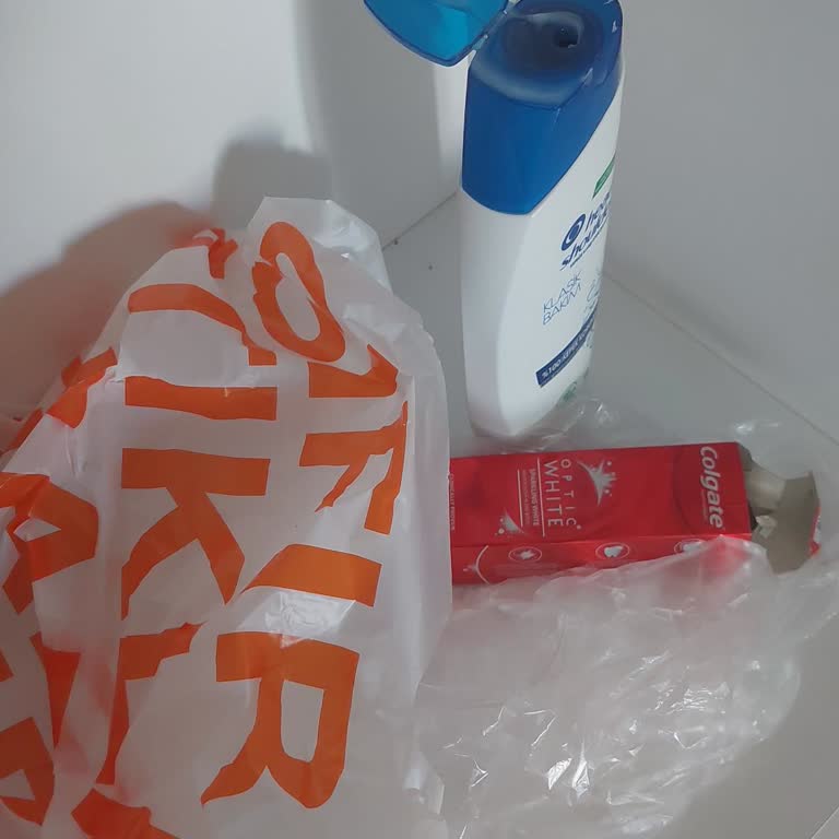 Migros Kırık Dökük Ürün Gönderdi!