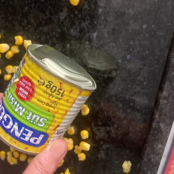 Penguen Gıda Mısır Konservesi Elimde Patladı