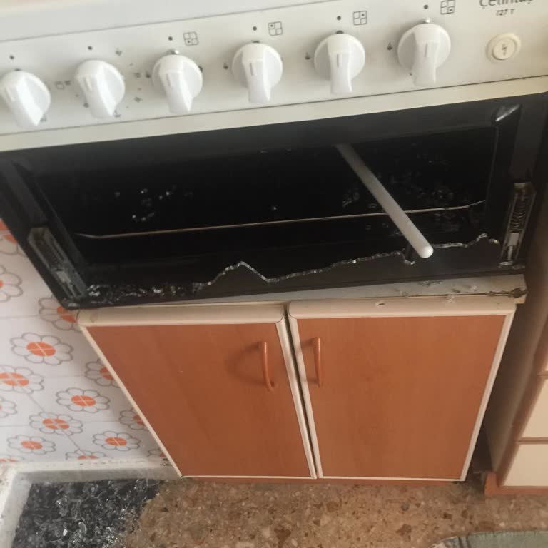 Çetintaş Midi Fırın, Bomba Gibi Patladı.