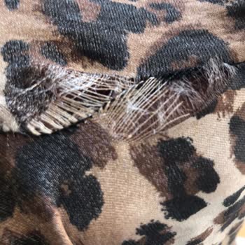 Havoş Leoparlı Pantolon Dikiş Hatası, Mağdur Edildim.