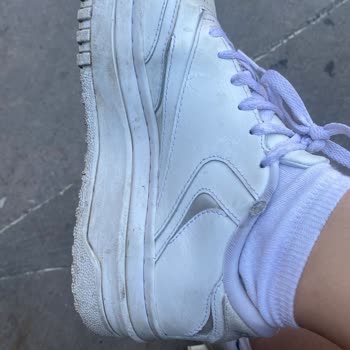 Reebok Kalitesiz Ayakkabı, Hayal Kırıklığı