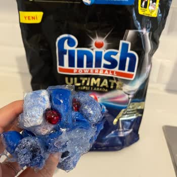 Finish Ultimate Paketlerinin İçinden Birbirine Yapışık Tablet Çıkması