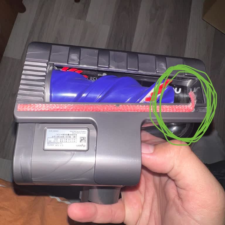 Dyson Ürününün Arkasında Durmuyor