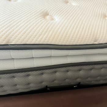 Yataş Bizi Rezil Etti İlgisiz Davrandı İsteğimizi Karşılamadı