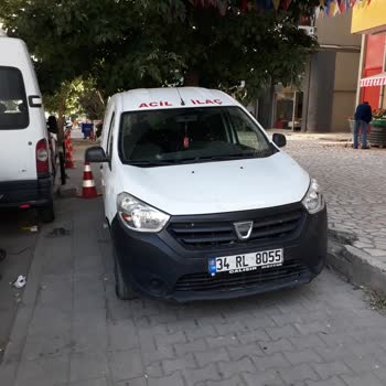 Selçuk Ecza Deposu Hatalı Araç Parkı