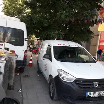 Selçuk Ecza Deposu Hatalı Araç Parkı