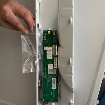 Toroslar Elektrik Dağıtım Sayaç Değişiminde Yapılan Hata Sonucunda Beyaz Eşyalarımız Yandı