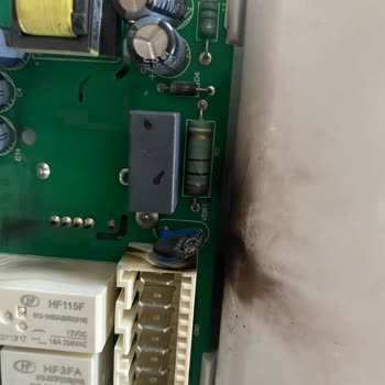 Toroslar Elektrik Dağıtım Sayaç Değişiminde Yapılan Hata Sonucunda Beyaz Eşyalarımız Yandı