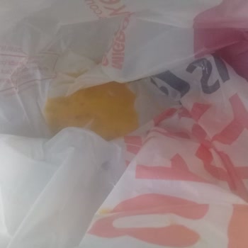 Migros Hemen, Kırık Gelen Yumurtalar