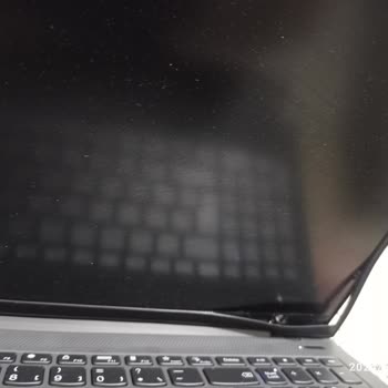 Lenovo Bilgisayar Lenovo Ideapad 5 Kapak Sorunu