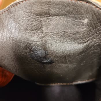 Boyner İzmir De Tamir Olan Çizmenin Mahf Olması