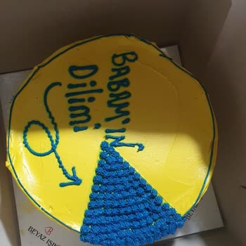 Beyaz Işık Pastanesi Siparişten Alakasız Bir Pasta