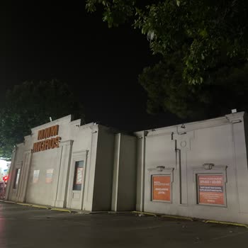 Migros Otoparkta Mahsur Kaldım.