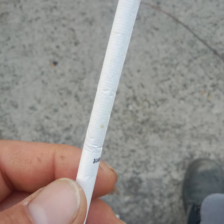 Philip Morris Bunu Çözün En En Yakın Zamanda Boğazı Yakıyor Hep Lekeli