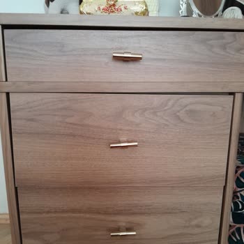 İstikbal Makyaj Masası Çekmecesi Tam Oturmuyor