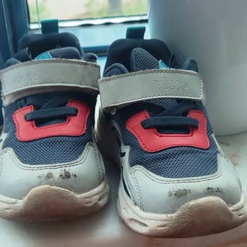 Kısa Sürede Yıpranan Vicco Çocuk Yeni Sezon Spor Ayakkabısı