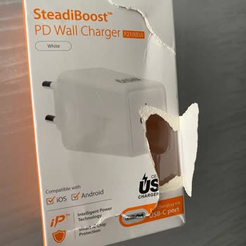 Spigen Kargolama Çok Özensiz Ürün Kontrolü Yapılmıyor