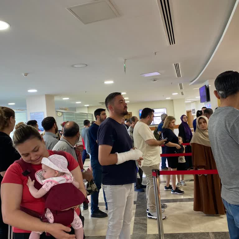 Özel Medifema Hastanesi Medifema Kayıt Kuyrukları Skandalı