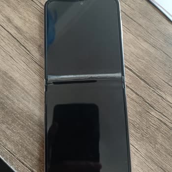 Samsung Telefon Samsung Z Flip5 Mürekkep Dağılımı Hatası