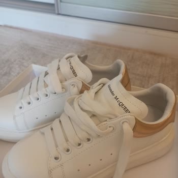 Butik Alenay Müşterilerini Mağdur Ediyor, Aldığım Ayakkabı Çok Kötü!