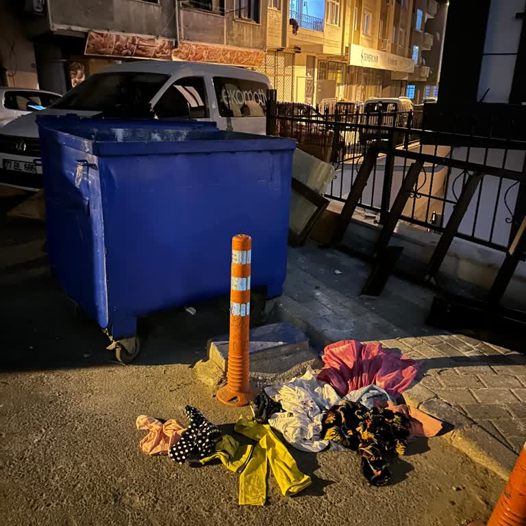 Üsküdar Belediyesi Üsküdar Çöp Konteyner Sorunu