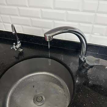 Aksigorta Musluklarda Kaçak T