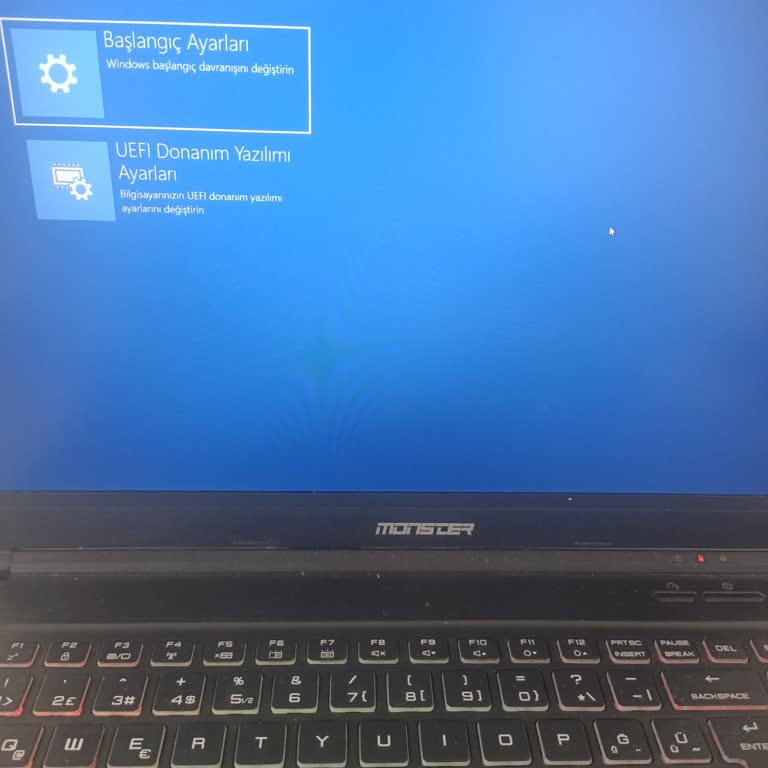 Abra A5 V15.2.2 Monster Notebook Gelişmiş Seçeneklerde 2 Seçenek Var