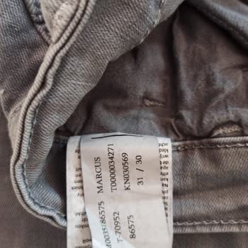 Mavi Marcus Pantolon Deformasyonu