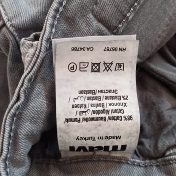 Mavi Marcus Pantolon Deformasyonu