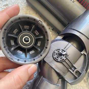 Dyson V15 Halı Başlığı