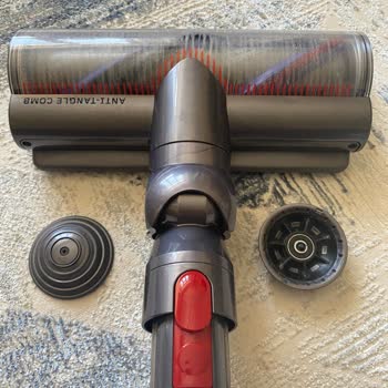 Dyson V15 Halı Başlığı