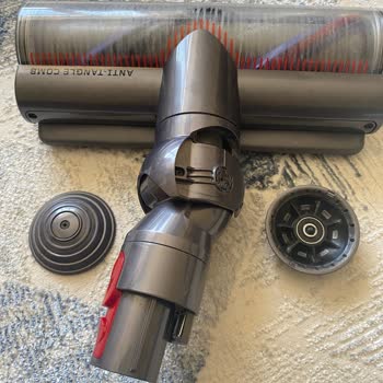 Dyson V15 Halı Başlığı