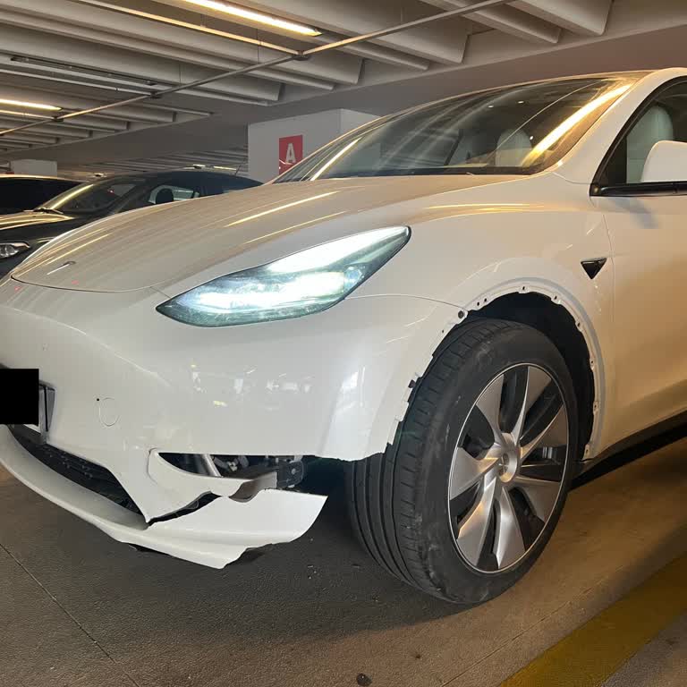 Tesla Alırsanız Aman Kaza Yapmayın