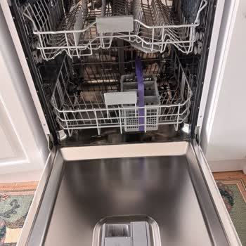 Beko Bayisi Bulaşık Makinesi Mağduriyeti: Cam Ürünlerde Zarar Ve Su Kalıntısı