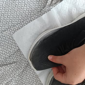 Tofisa İki Günde Yırtılan Ayakkabı