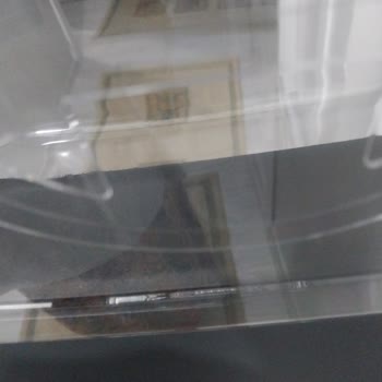 Bosch Marka Kurutma Makinesinin Camı Çatlak Paneli Çizik Geldi