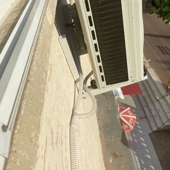 Baymak Yetkili Servis Koç Teknik Yanlış Klima Kurulumu Ve Su Sızıntısı Sorunu