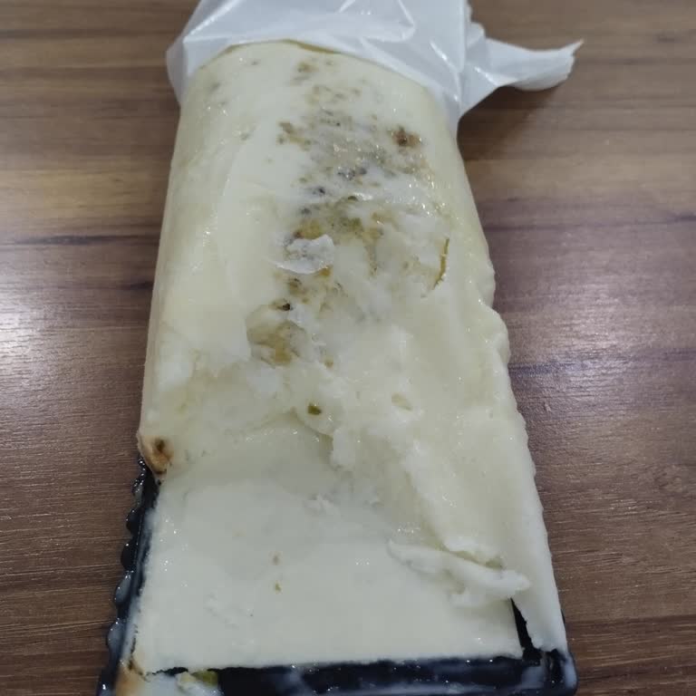 Şok Market De Aldığım Dondurma Yarım Alınmış