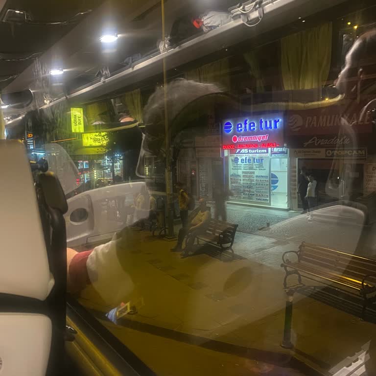 Efe Tur Gereksiz Yerlerden Yolcu Alıyor