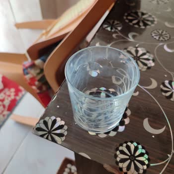 Samsung Bulaşık Makinesi Bardaklarını Çiziyor Ve Beyaz Çıkarıyor