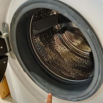 Bosch Çamaşır Makinesi Kapak Körük Lastiği Yırtılması