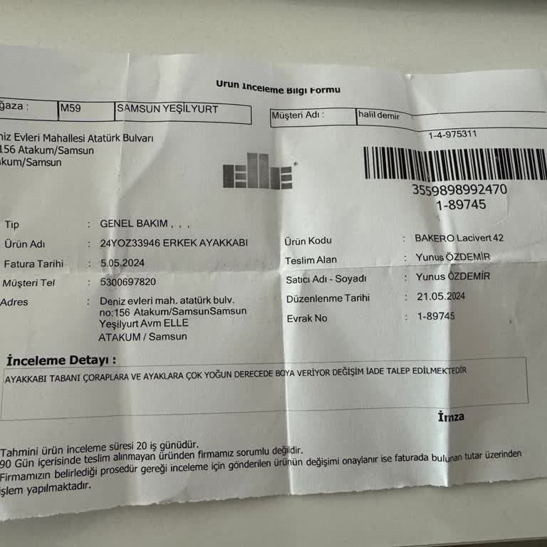 Elle Ayakkabı Elle Marka Ayakkabının Boya Akıtması