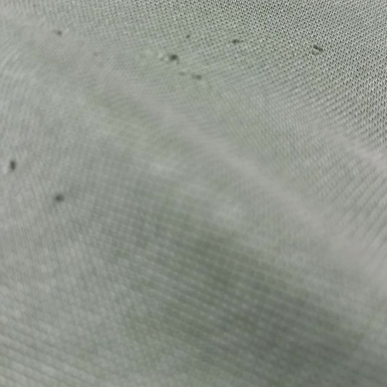 Mavi Bir Giyimde Deforme Olan T-shirt