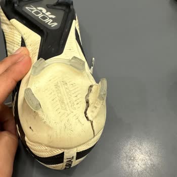 Nike Bir Aylık Krampon