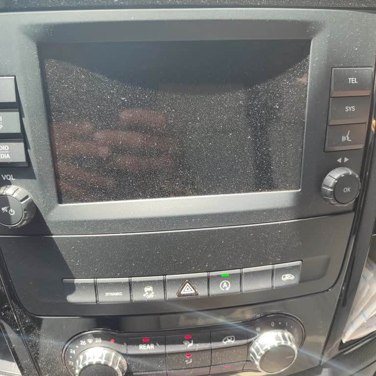 Mercedes Vito Multimedia Arızası: 20 Gündür Çözüm Bekleyen Müşteri Mağduriyeti