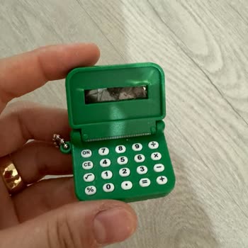 BİM Toybox Hesap Makinesi Kırık Çıktı