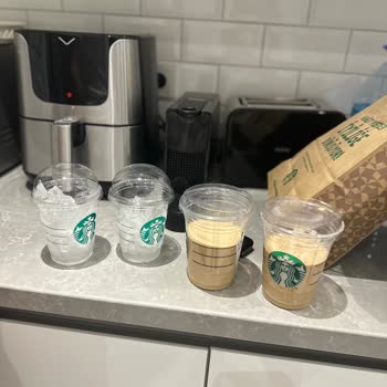 Starbucks Buzsuz Bardak İstediğimde Kahve Miktarı