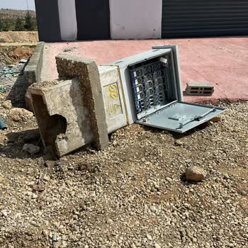 Toroslar Elektrik Dağıtım Enerjisa Box Kablolarım Çalındı Çözüm Süreci Bulunmuyor