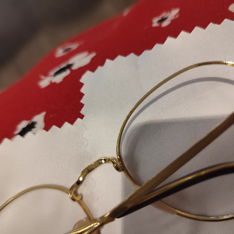 Rayban Optik Gözlüğümün Kaplaması Kalktı, Kullanıcı Hatası Dediler